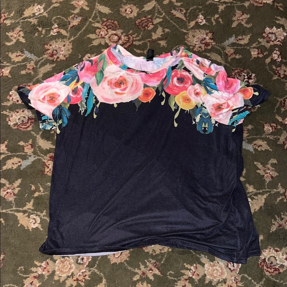 SHEIN Tops - SHEIN Black Tee with Pink Floral Yoke